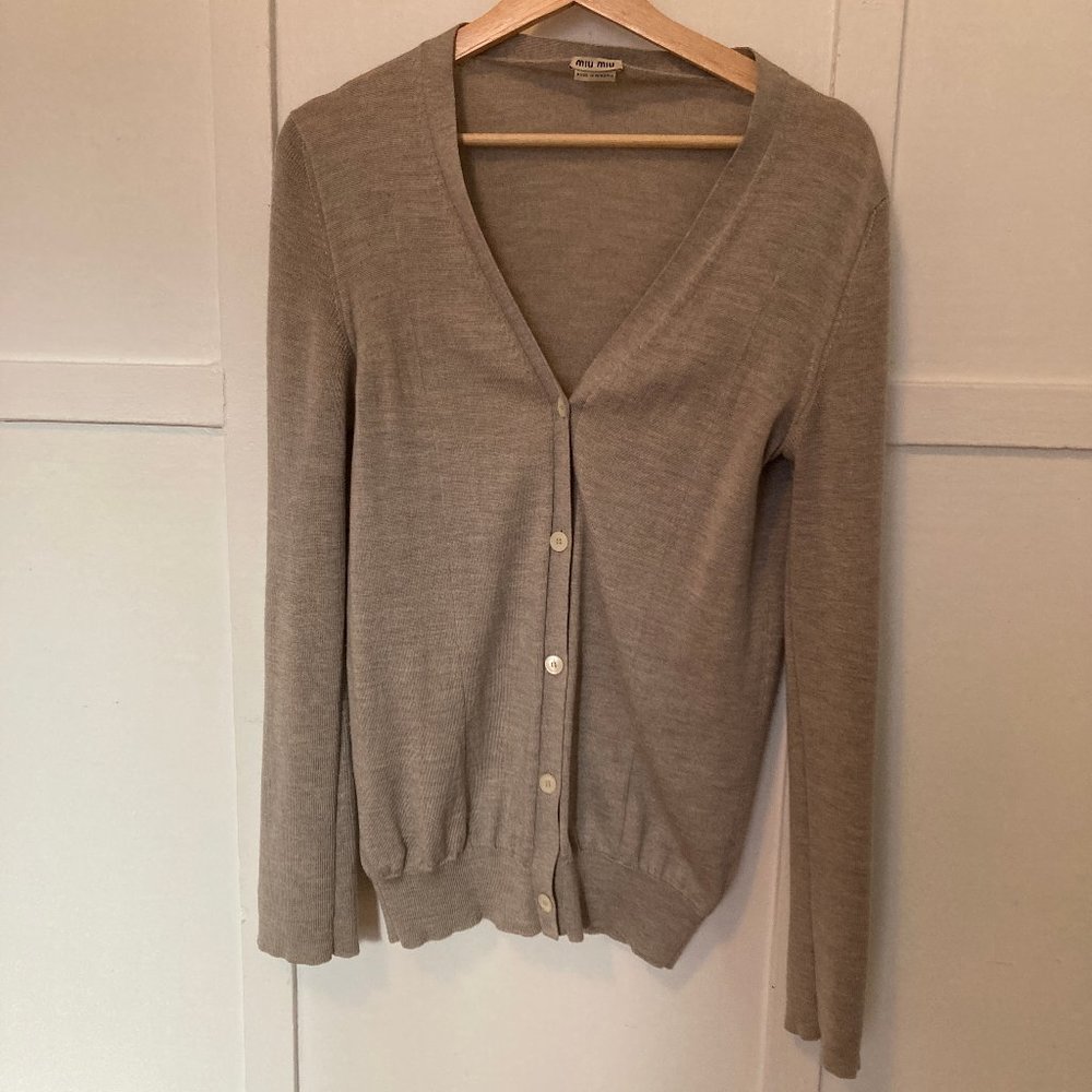 Miu Miu Light Gray 100% Wool Cardigan sz 44 - Picture 1 of 7